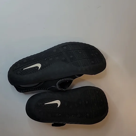 NIKE SUNRAY Closed Toe Sandals Water Shoes Sandals - Picture 5 of 6